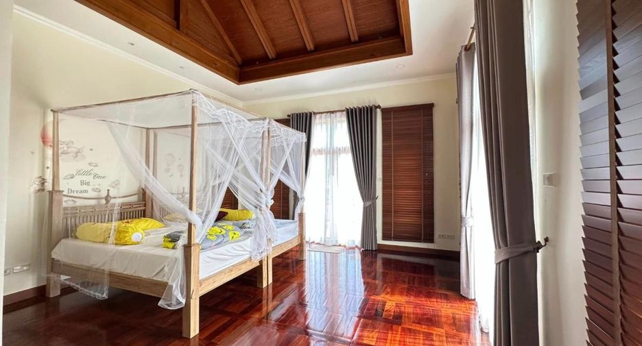 For rent 4 bedrooms house in Na Jomtien, Pattaya