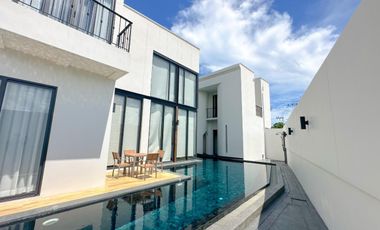 Casa en alquiler de 4 habitaciones en Bang Lamung, Chonburi