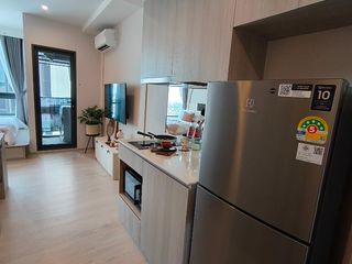 出售 1 卧室 公寓 在 Khlong San, 曼谷