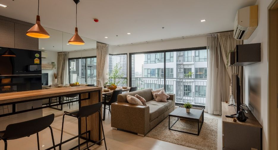 For sale 2 ベッドルーム condo in Khlong Toei, Bangkok