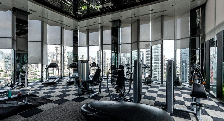 For sale 2 bedrooms condo in Khlong Toei, Bangkok