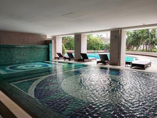 For sale 3 bedrooms condo in Pathum Wan, Bangkok