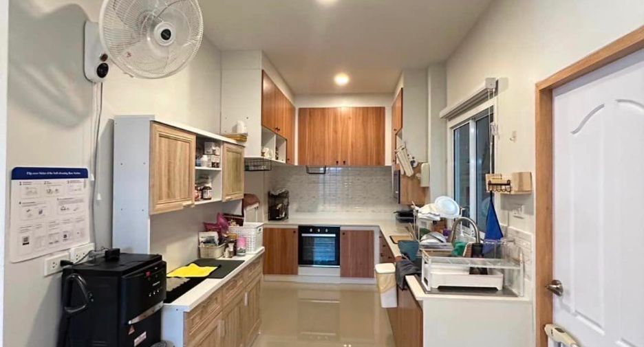 For sale 3 bedrooms house in Bang Lamung, Chonburi