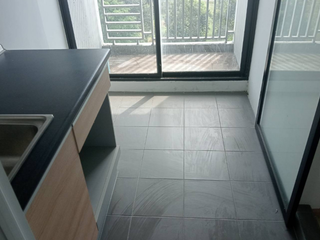 For sale 1 bed condo in Lam Luk Ka, Pathum Thani