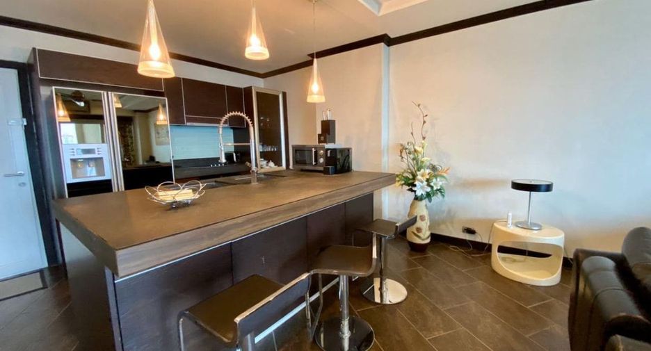 For sale 2 bedrooms condo in Pratumnak, Pattaya