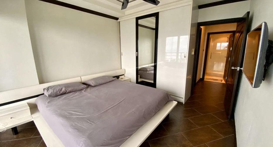 For sale 2 bedrooms condo in Pratumnak, Pattaya