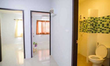 Casa adosada en venta de 3 habitaciones en Bang Lamung, Chonburi