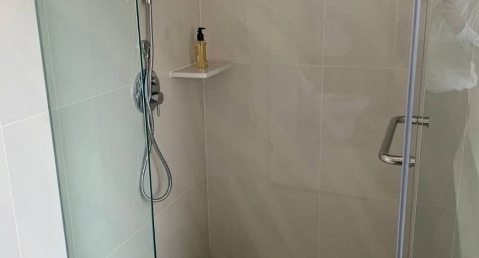 Продажа 2 спальни кондо в Йомтиен, Паттайя