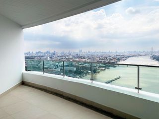 For sale 3 bedrooms condo in Dusit, Bangkok