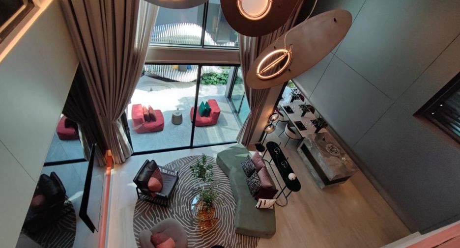 For sale 4 bedrooms house in Bang Na, Bangkok