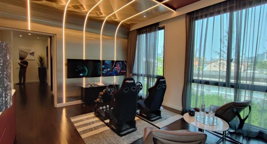 For sale 5 bedrooms house in Bang Na, Bangkok