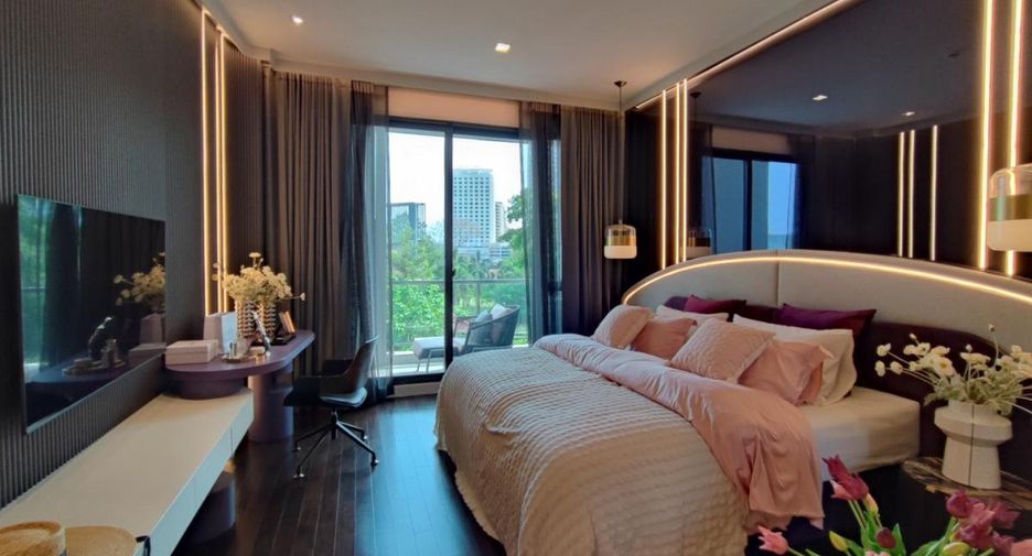 For sale 5 bedrooms house in Bang Na, Bangkok