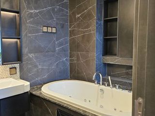 For rent 3 bedrooms condo in Bang Lamung, Chonburi