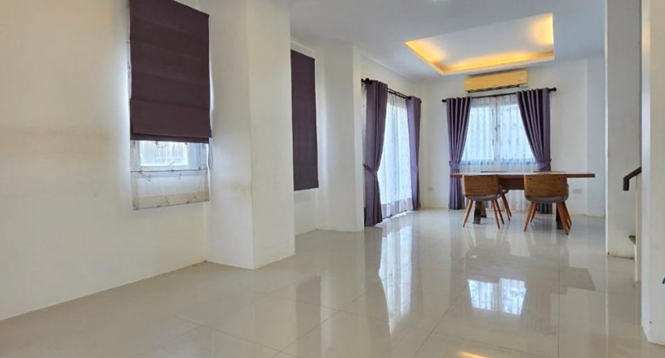 For sale 3 bedrooms house in Bang Lamung, Chonburi