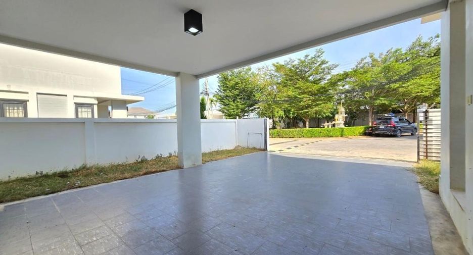 For sale 3 bedrooms house in Bang Lamung, Chonburi
