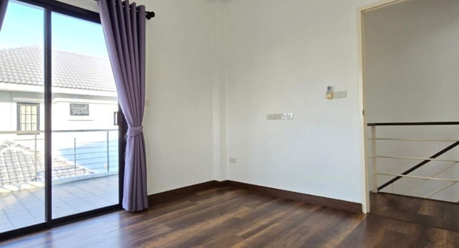 For sale 3 bedrooms house in Bang Lamung, Chonburi