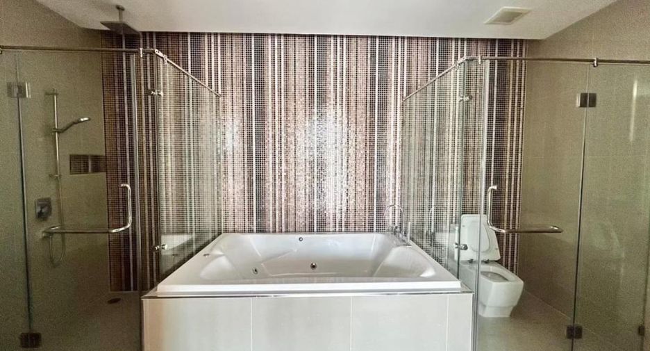 Condo en alquiler de 2 habitaciones en Bang Lamung, Chonburi