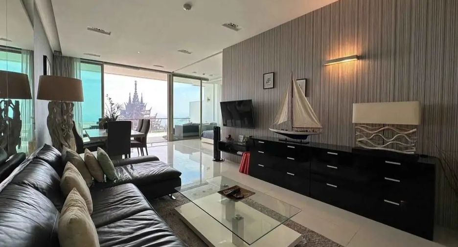 For rent 3 bedrooms condo in Bang Lamung, Chonburi