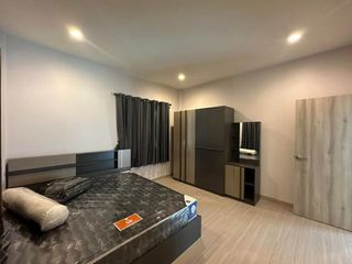À louer 4 chambres maison à Bang Lamung, Chonburi