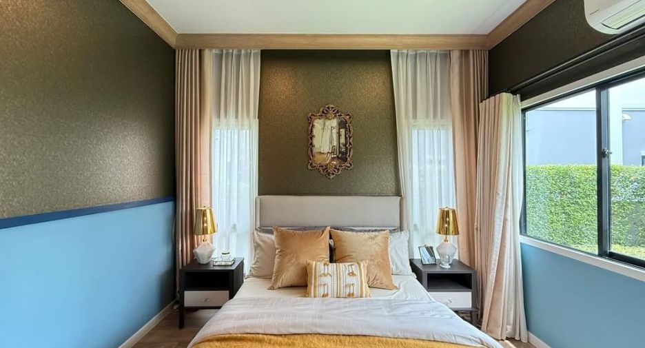 For sale 6 bedrooms house in Khlong Sam Wa, Bangkok