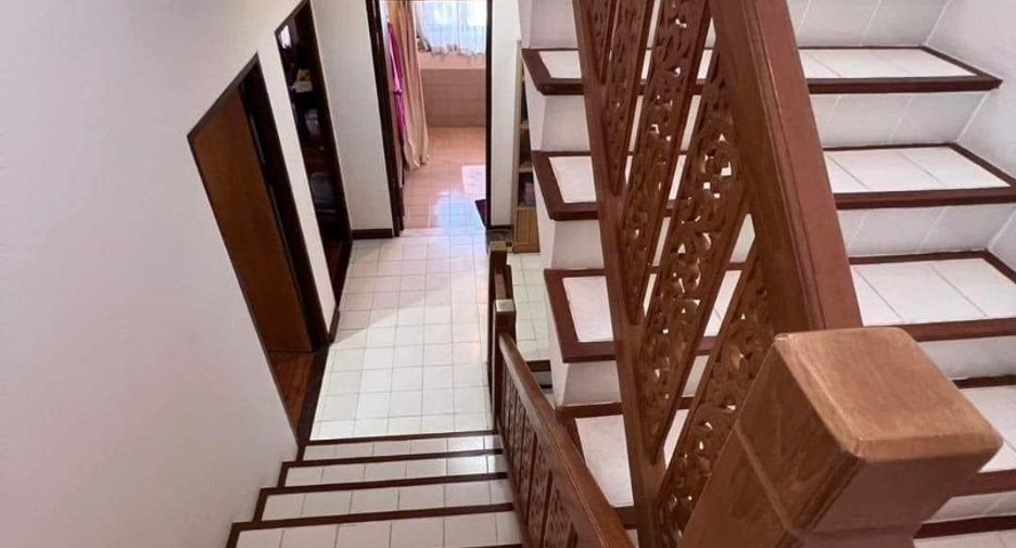 For sale 3 bedrooms townhouse in Sattahip, Chonburi
