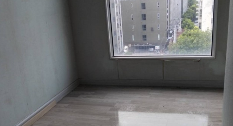 For sale 1 bed condo in Lat Phrao, Bangkok