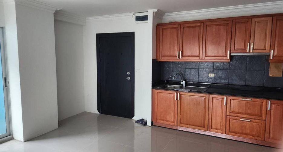For sale 2 bedrooms condo in Bang Lamung, Chonburi
