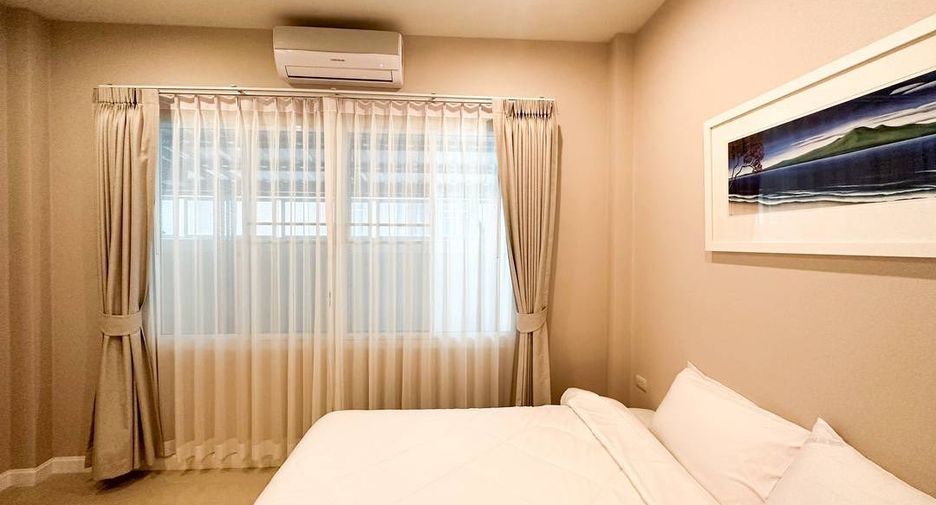 For rent 3 bedrooms house in Huay Yai, Pattaya