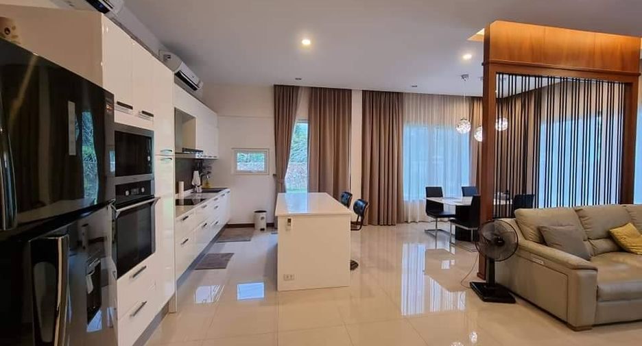 出租 3 卧室 独立屋 在 Bang Lamung, Chon Buri