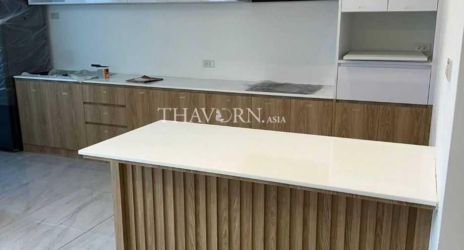 Casa en venta de 4 habitaciones en Bang Lamung, Chonburi