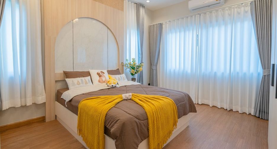 For sale 3 bedrooms house in East Pattaya, Pattaya