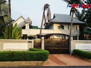 À louer 4 chambres maison à Bang Lamung, Chonburi