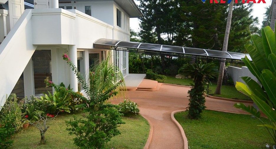 For rent 4 bedrooms house in Bang Lamung, Chonburi