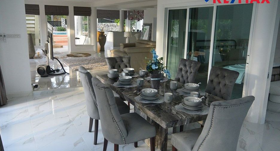For rent 4 bedrooms house in Bang Lamung, Chonburi