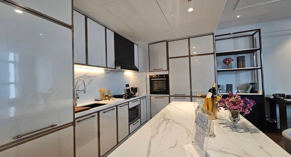 Wohnung zur Miete mit 2 Zimmer in Khlong Toei, Bangkok