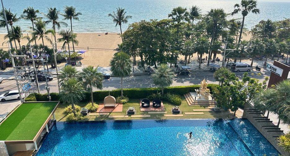 For sale 2 bedrooms condo in Bang Lamung, Chonburi