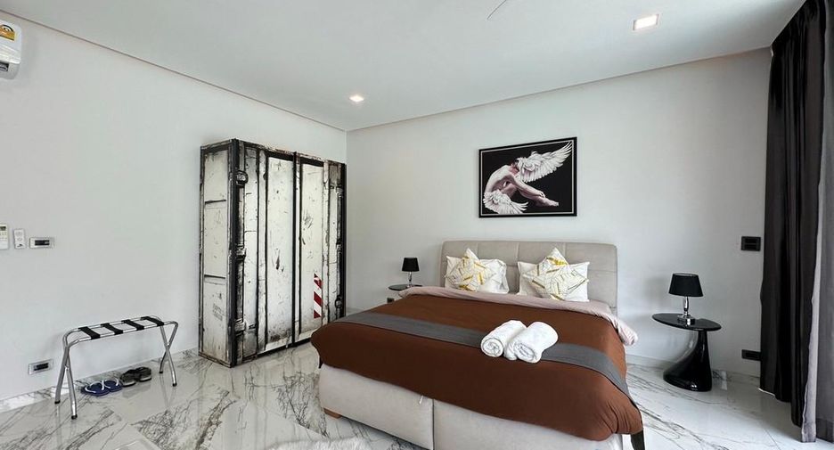 Haus zum Kauf mit 4 Zimmer in Sattahip, Chonburi