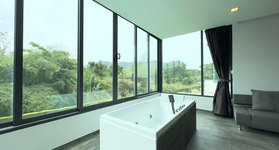 Haus zum Kauf mit 4 Zimmer in Sattahip, Chonburi