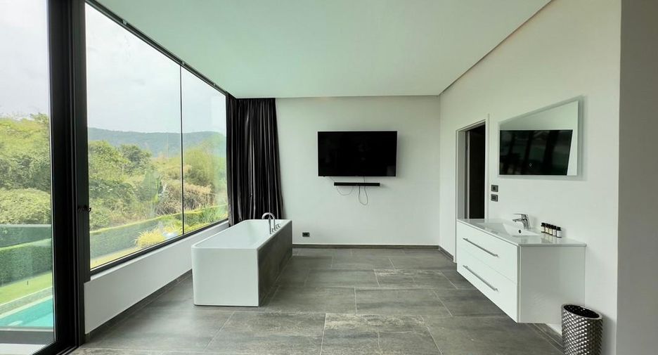 Haus zum Kauf mit 4 Zimmer in Sattahip, Chonburi