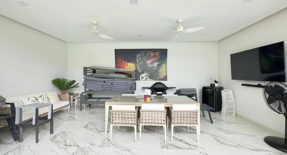 Haus zum Kauf mit 4 Zimmer in Sattahip, Chonburi