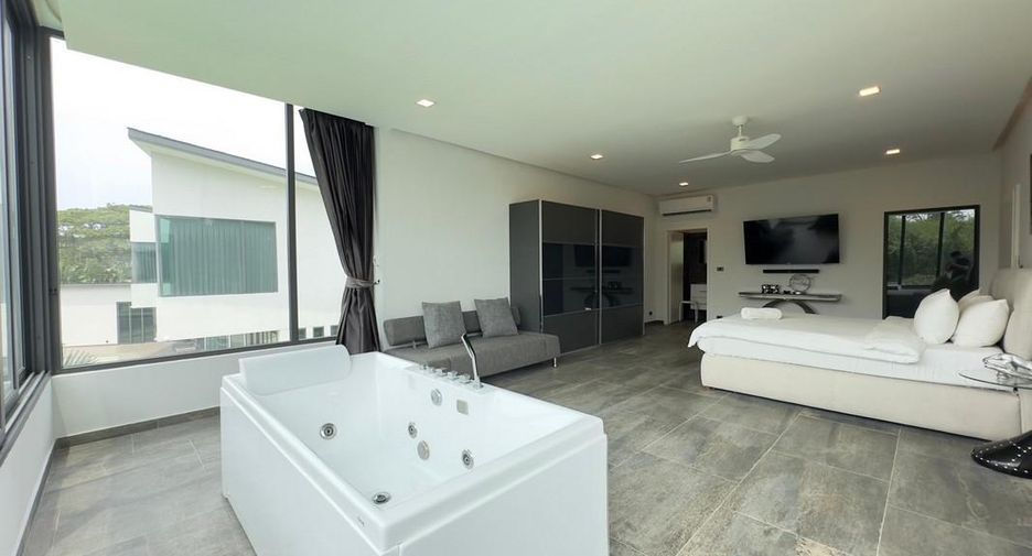 Haus zum Kauf mit 4 Zimmer in Sattahip, Chonburi