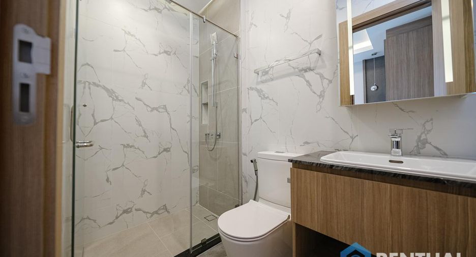 For sale 4 bedrooms villa in South Pattaya, Pattaya
