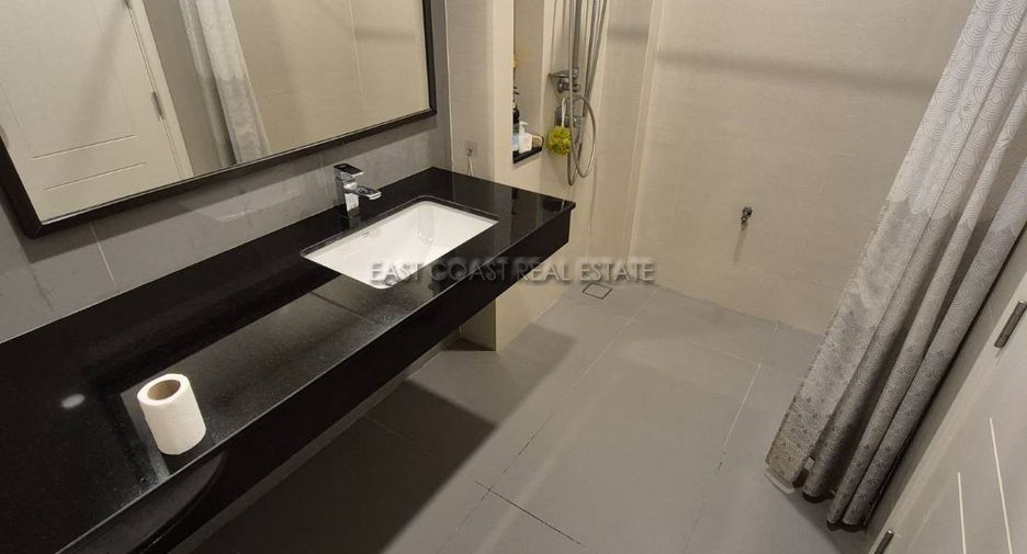 For sale 3 bedrooms house in East Pattaya, Pattaya