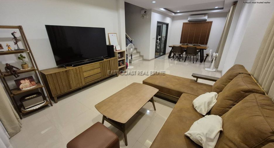 For sale 3 bedrooms house in East Pattaya, Pattaya