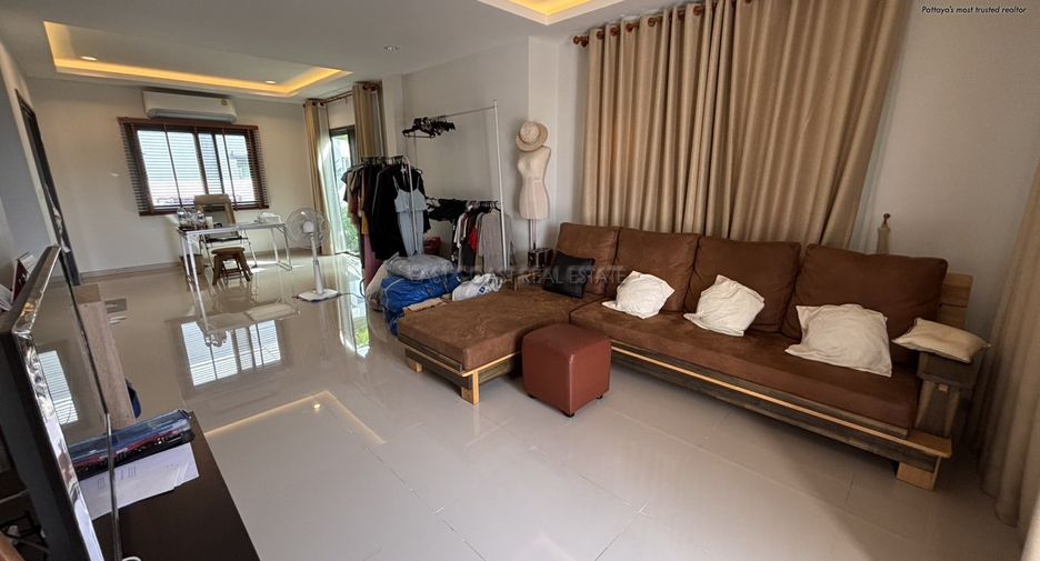 For sale 3 bedrooms house in East Pattaya, Pattaya