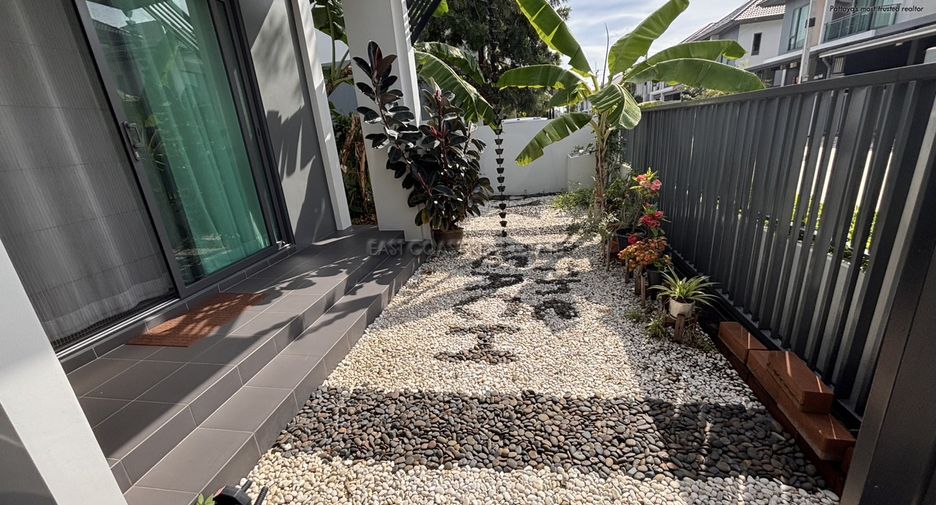 For sale 3 bedrooms house in East Pattaya, Pattaya