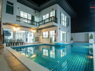 For Rent 4 Bedroom House In Bang Lamung, Chonburi