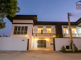For rent 4 bedrooms house in Bang Lamung, Chonburi