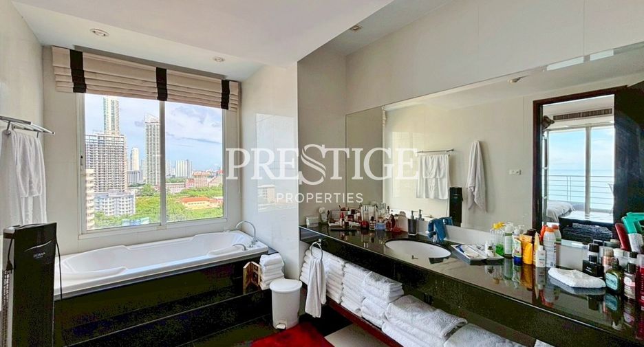 For sale 2 bedrooms condo in Bang Lamung, Chonburi