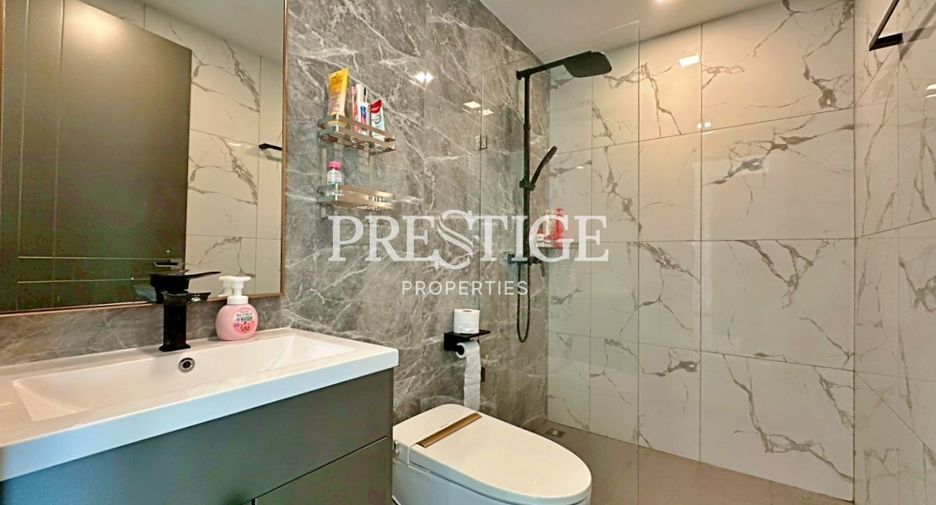 À vendre 2 chambres condo à South Pattaya, Pattaya